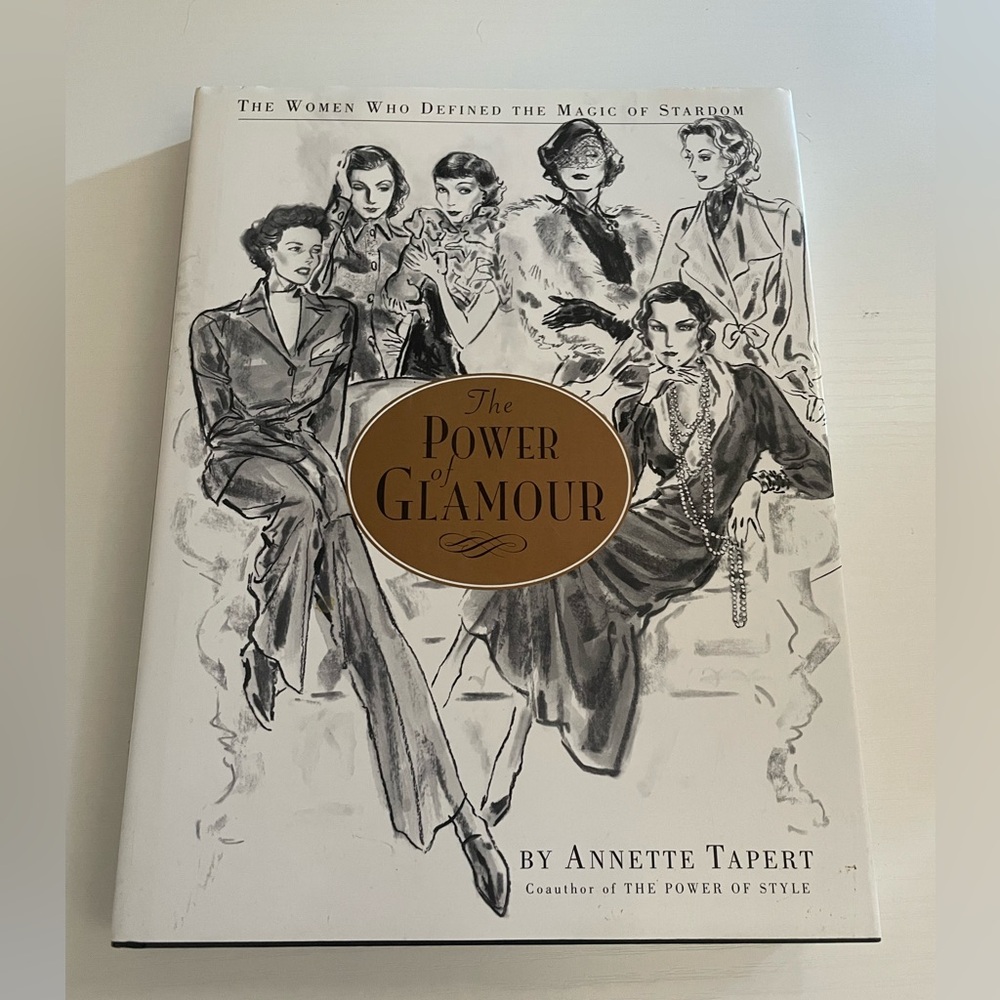 The power of glamour by Annette tapert